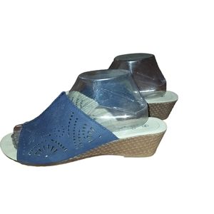Style Step 10m Platform Sandals Clogs Blue Pu Upper 2" Heel. (0886)
